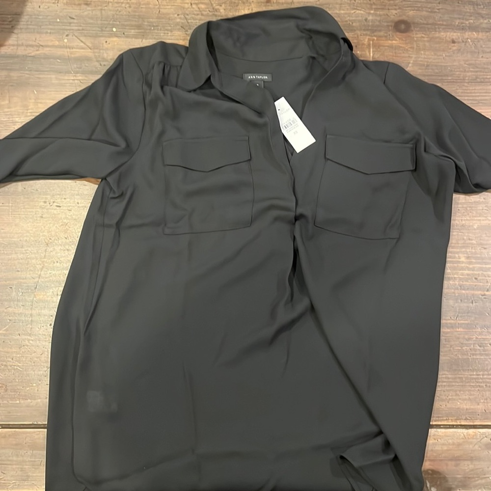 Ann Taylor Camp Shirt long sleeve Size XS